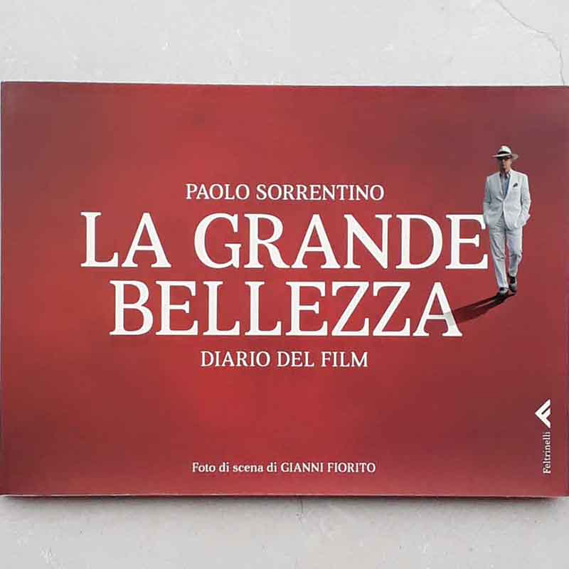 Foto do livro La Grande Bellezza Diario del Film organizado por Paolo Sorrentino e com fotografias de cenas por Gianni Fiorito