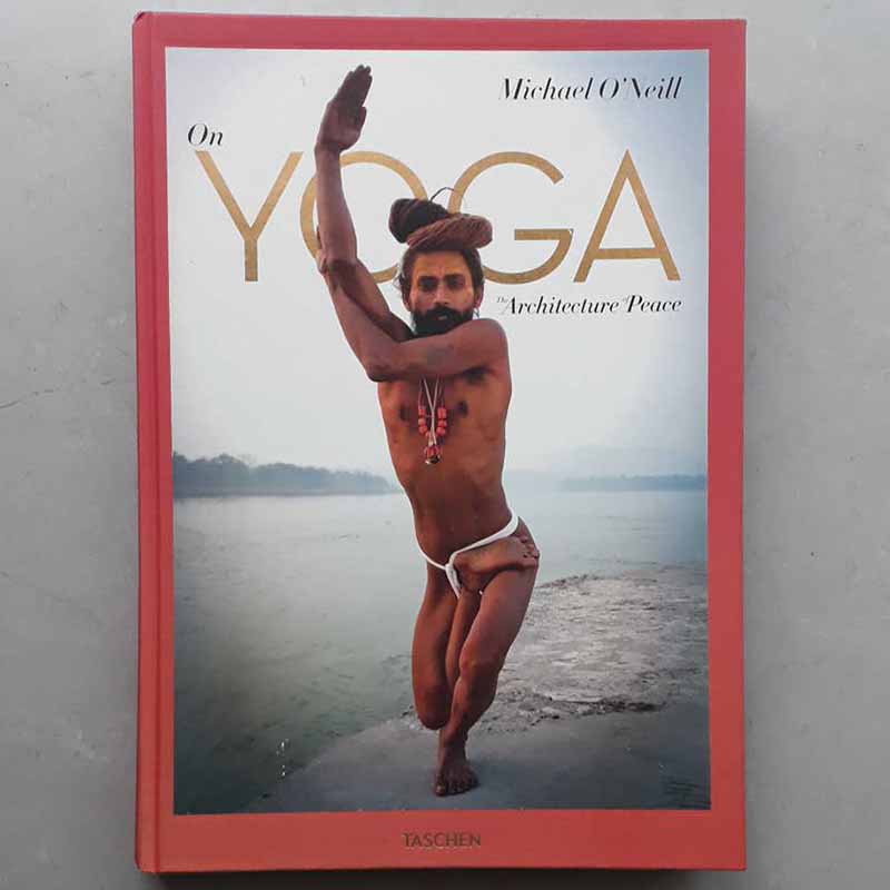 Imagem Livro On Yoga The Architecture of Picture