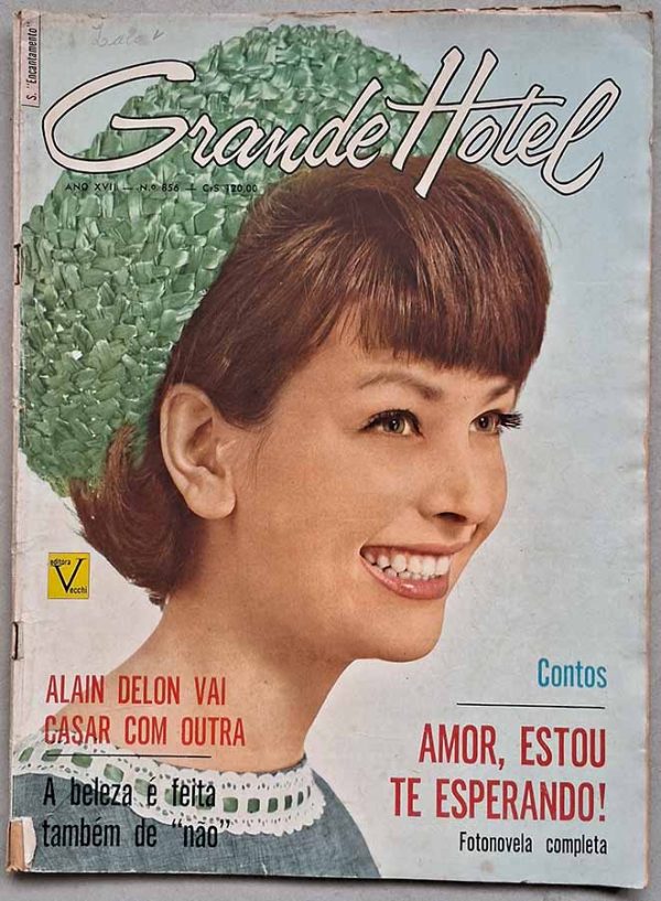 Revista Grande Hotel Nº 856.  Revistas antigas com fotonovelas dos anos 60. Fotonovela completa: Amor, estou te esperando! - Michela Roc, Stefano Valle, Roy Ciccolini, Cláudio Biondi. Editora: Vecchi.   Edição: 31/Dezembro/1963. 