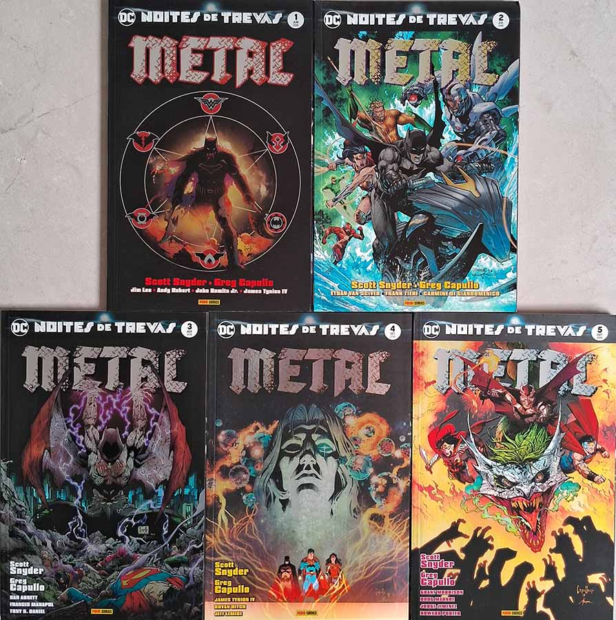 Noites de Trevas: Metal.  Minissérie Completa em 5 edições.  Por Scott Sayder e Greg Capullo.  Gibis & Quadrinhos. Minisséries Completas. DC Comics.  Editora: Panini. 