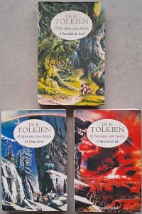 O Senhor dos Anéis (Série Completa/3 Livros). Autor: J. R. R. Tolkien.  1. A Sociedade do Anel; 2. As Duas Torres; 3. O Retorno do Rei. 