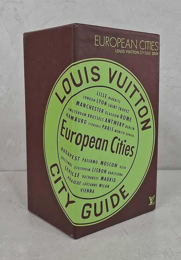 Box European Cities: City Guide 2009.  Autor: Louis Vuitton Malletier. Livros Usados. Coleções completas. Editora: do autor.  Ano de Edição: 2009. 
