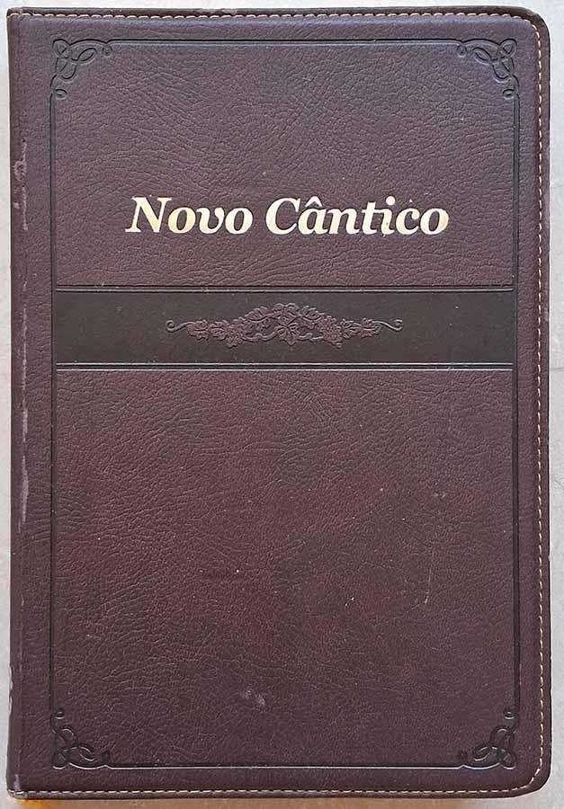 Novo Cântico.  Edição da Igreja de Deus Sociedade Missionária Mundial.